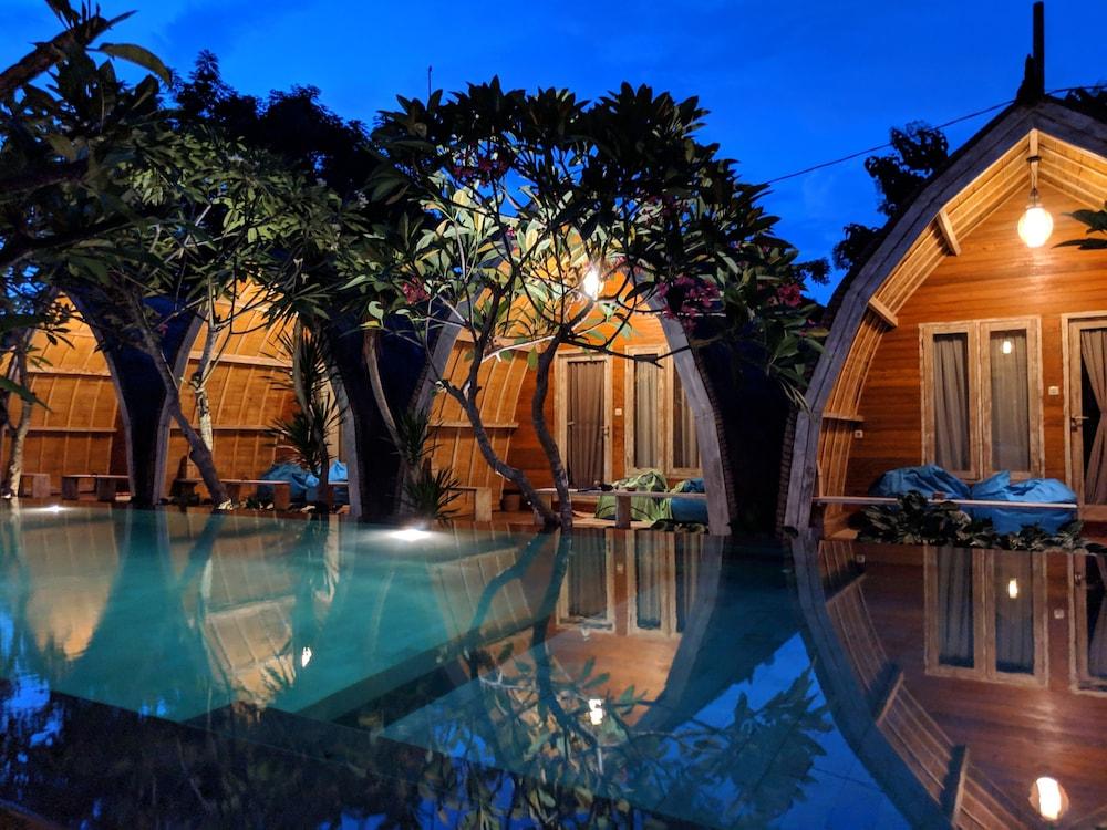 Paradesa Villa Гілі-Траванган Екстер'єр фото